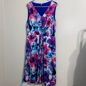 $5 IF BUNDLED Beautiful fully-lined zip up ￼water color tank dress zipper back